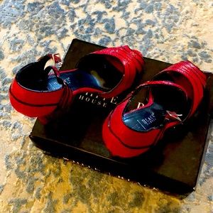 White House Black Market Pumps